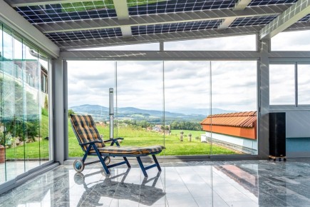 Photovoltaik-Sommergarten 01 e | Photovoltaik-Paneele Unteransicht & Verglasung | Svoboda