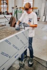 Schnupperschüler der MS Bad Waltersdorf bei der Arbeit als Metalltechniker | Karriere bei Svoboda Metalltechnik