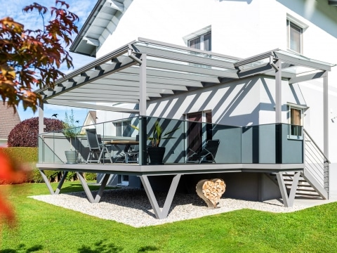 Terrassendach Alu 105 a | Alu-Glas-Überdachung bei Aluminium-Terrassenzubau | Svoboda Metall