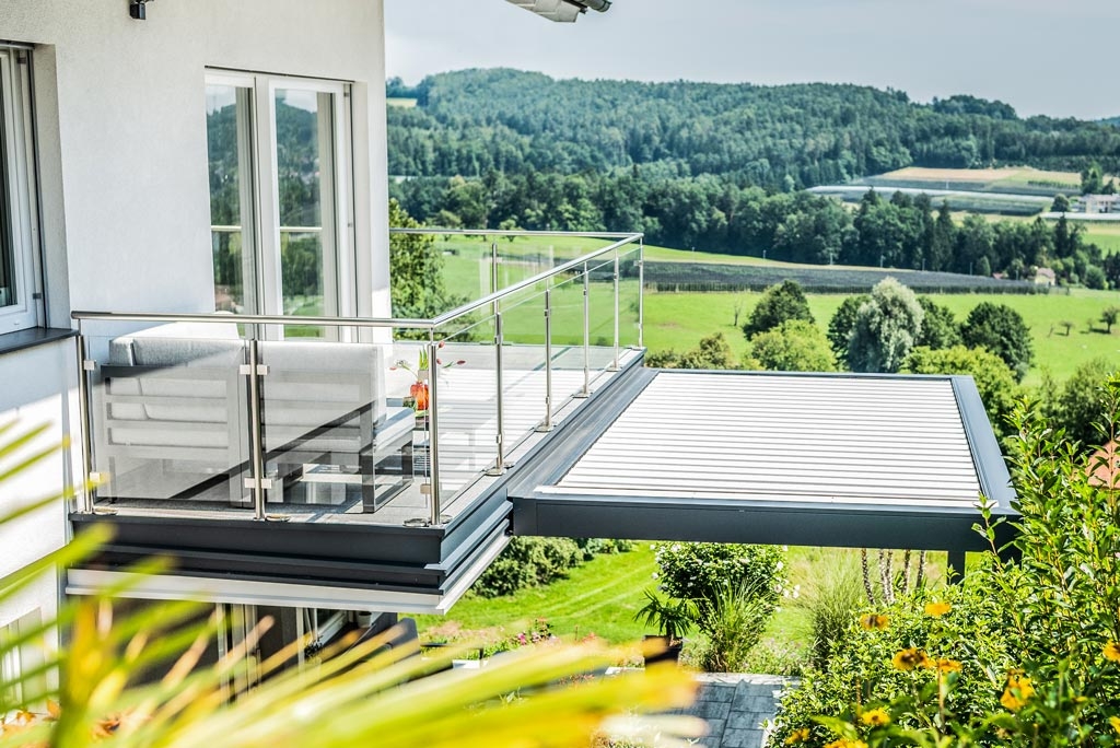 Bremen 79 f | Niro-Glas-Terrassengeländer mit Klarglas-Füllung und Aufsatzmontage | Svoboda